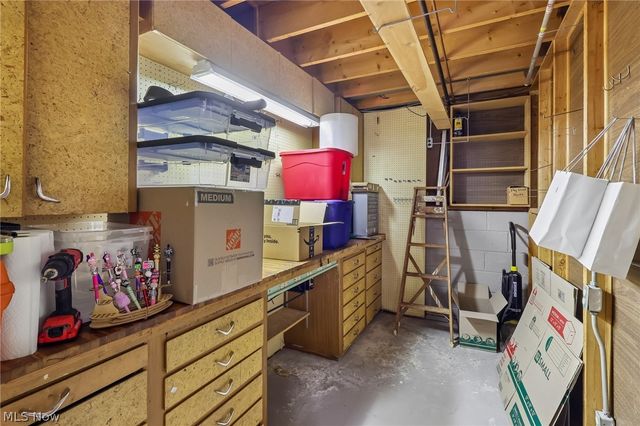23956 Fairlawn Drive, North Olmsted, OH 44070