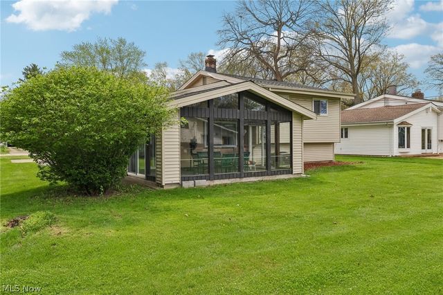 23956 Fairlawn Drive, North Olmsted, OH 44070