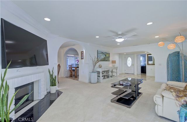 5254 Duenas, Laguna Woods, CA 92637