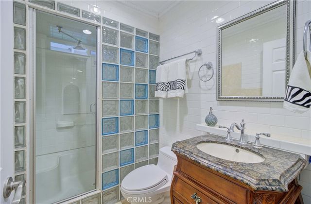 5254 Duenas, Laguna Woods, CA 92637