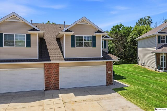 1770 N 177th Plaza, Omaha, NE 68118