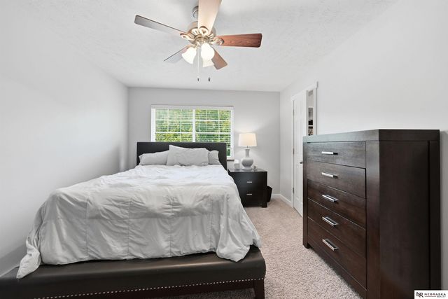 1770 N 177th Plaza, Omaha, NE 68118