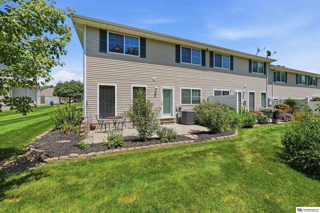 1770 N 177th Plaza, Omaha, NE 68118
