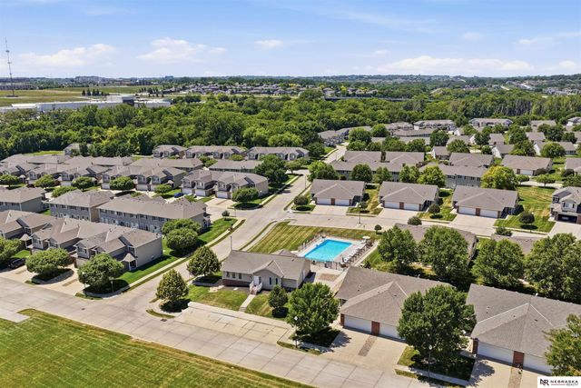 1770 N 177th Plaza, Omaha, NE 68118