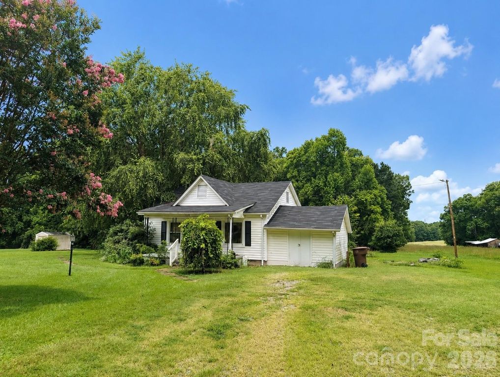 1538 Independence Square, Kannapolis, NC 28081