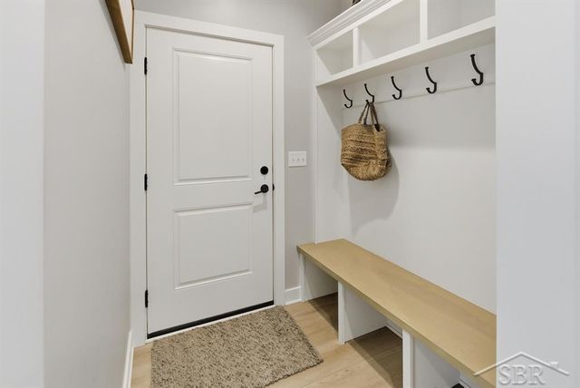 3910 Plumtree Lane, Midland, MI 48642