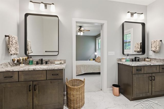 3910 Plumtree Lane, Midland, MI 48642