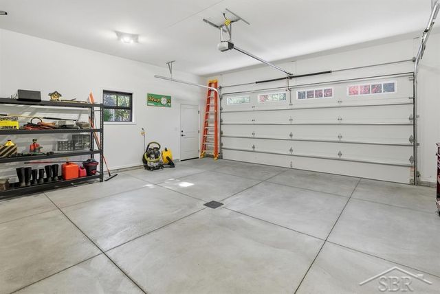 3910 Plumtree Lane, Midland, MI 48642