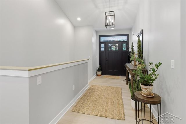 3910 Plumtree Lane, Midland, MI 48642