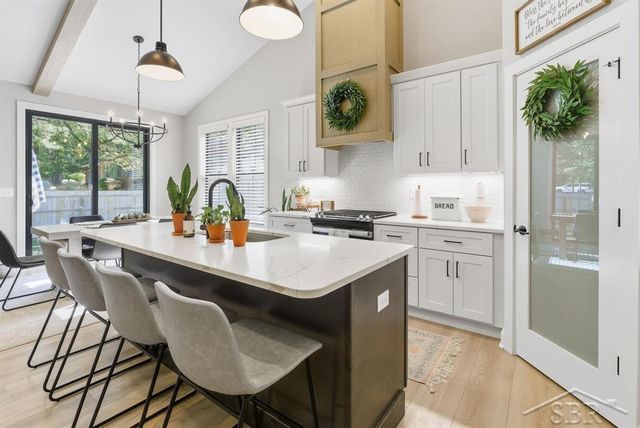 3910 Plumtree Lane, Midland, MI 48642