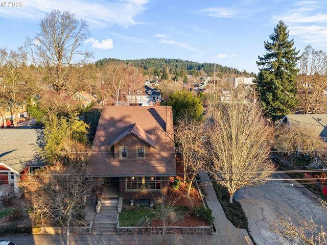 1332 Se 44TH Ave, Portland, OR 97215