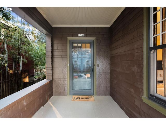 1332 Se 44TH Ave, Portland, OR 97215