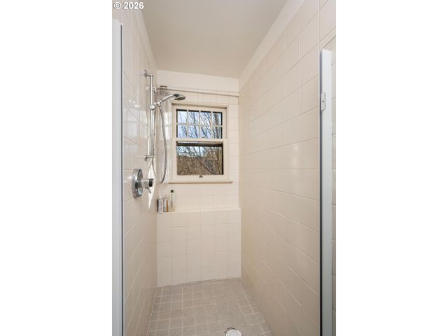 1332 Se 44TH Ave, Portland, OR 97215