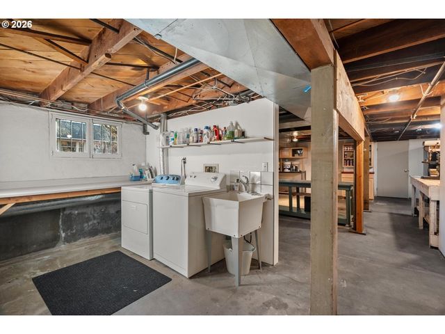 1332 Se 44TH Ave, Portland, OR 97215