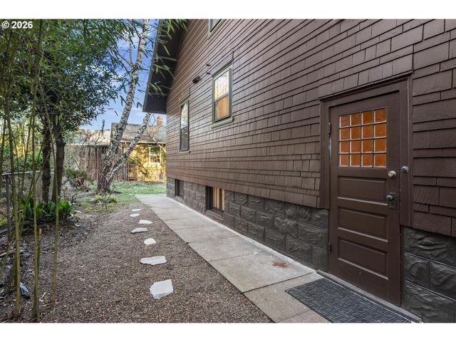 1332 Se 44TH Ave, Portland, OR 97215