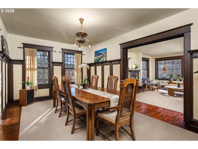 1332 Se 44TH Ave, Portland, OR 97215