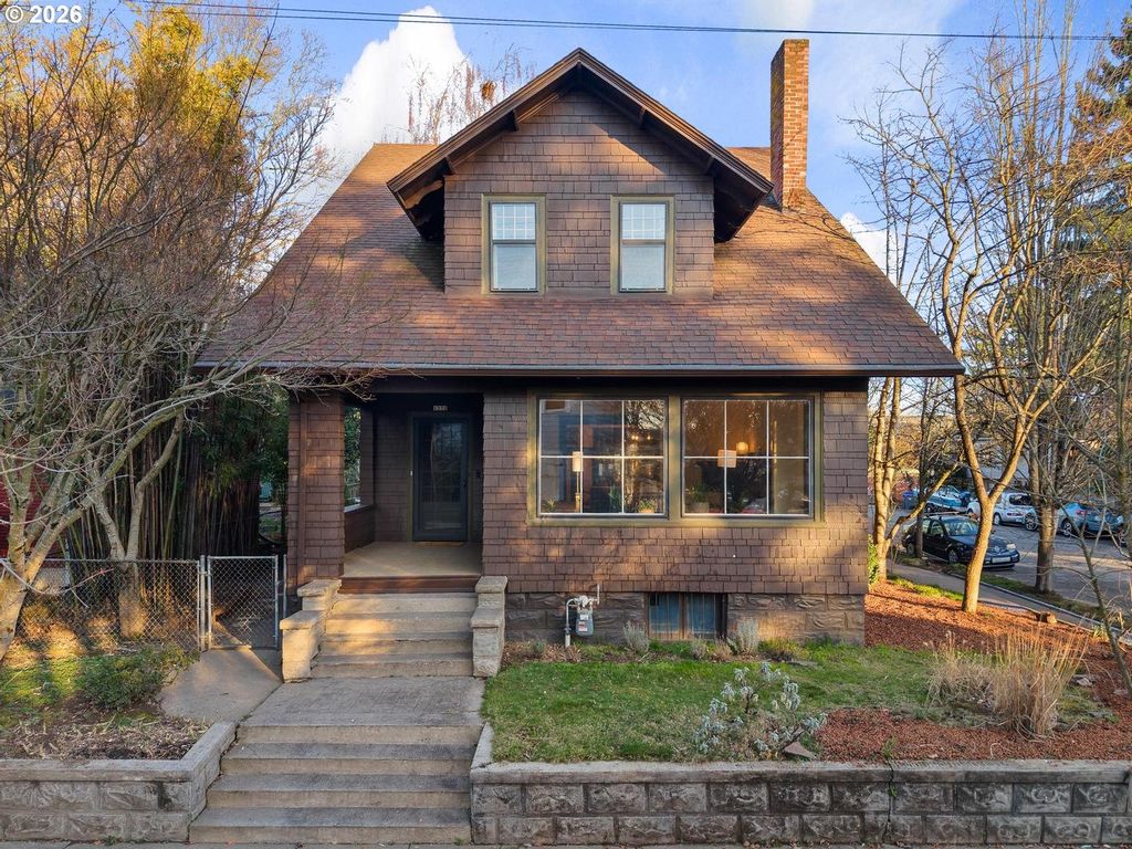 1332 Se 44TH Ave, Portland, OR 97215