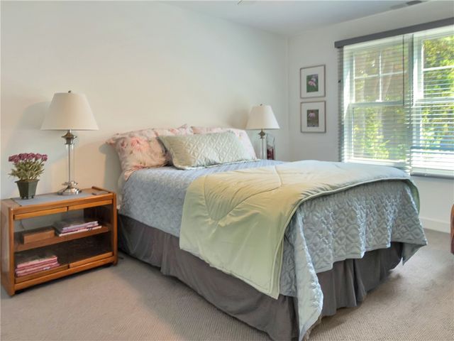17 Red Feather Trail N, South Kingstown, RI 02879