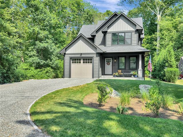 17 Red Feather Trail N, South Kingstown, RI 02879