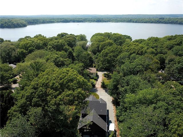 17 Red Feather Trail N, South Kingstown, RI 02879