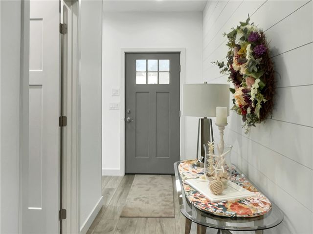 17 Red Feather Trail N, South Kingstown, RI 02879