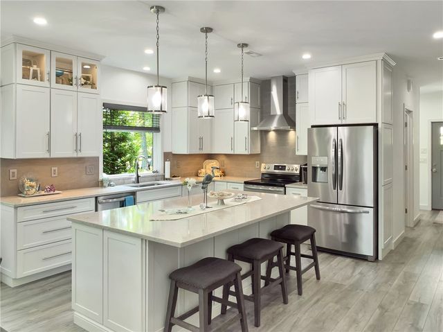 17 Red Feather Trail N, South Kingstown, RI 02879