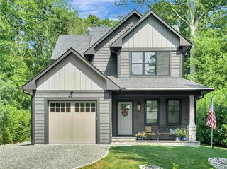 17 Red Feather Trail N, South Kingstown, RI 02879
