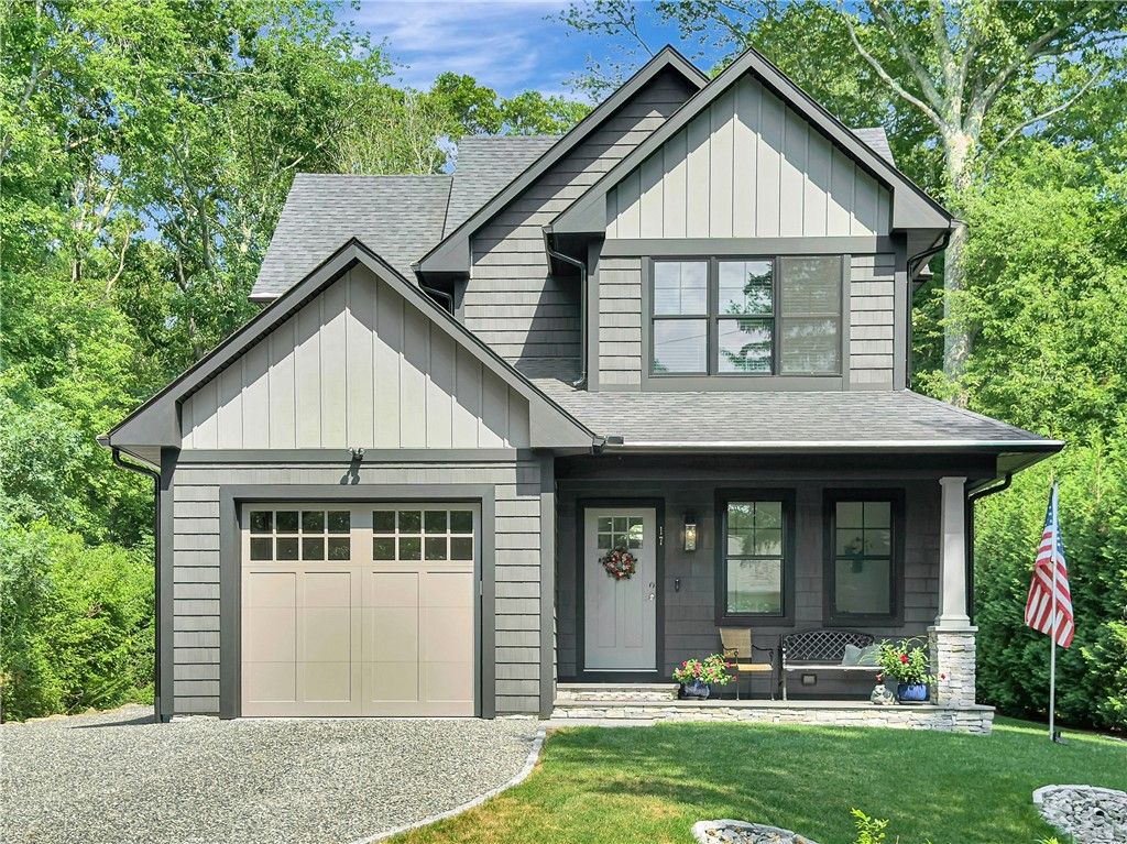 17 Red Feather Trail N, South Kingstown, RI 02879