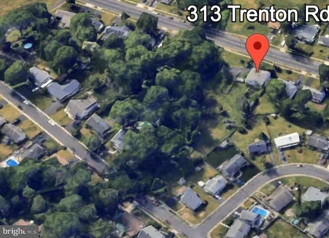 313 TRENTON RD, Fairless Hills, PA 19030