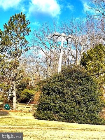 313 TRENTON RD, Fairless Hills, PA 19030
