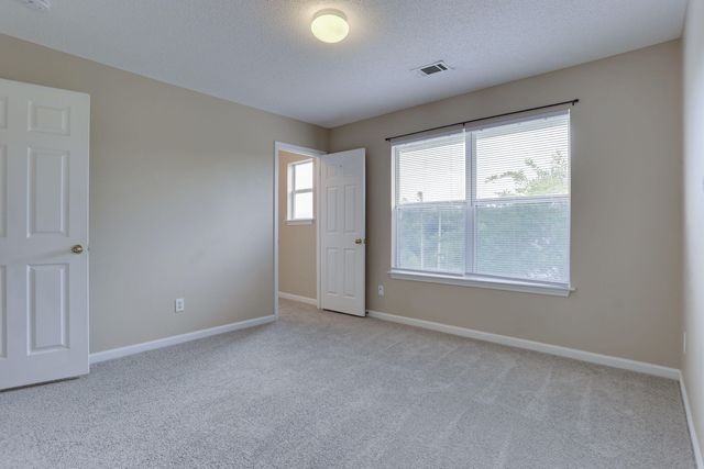 103 Mcnair Drive, Crestview, FL 32539