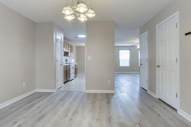 103 Mcnair Drive, Crestview, FL 32539