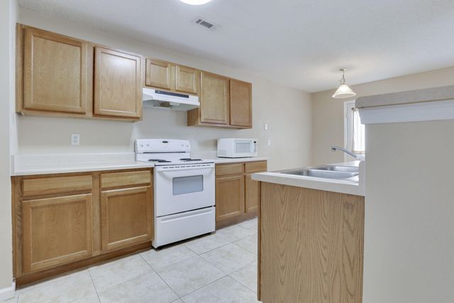 103 Mcnair Drive, Crestview, FL 32539