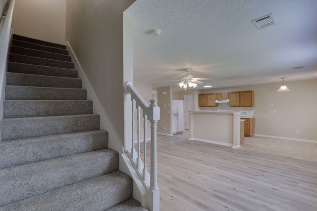 103 Mcnair Drive, Crestview, FL 32539