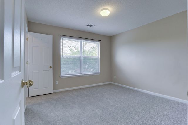 103 Mcnair Drive, Crestview, FL 32539