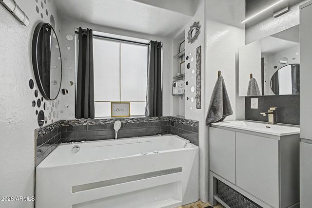 9614 S 51ST Street, Phoenix, AZ 85044