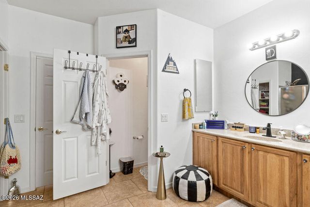 532 E Via Puente De Las Rosas, Sahuarita, AZ 85629