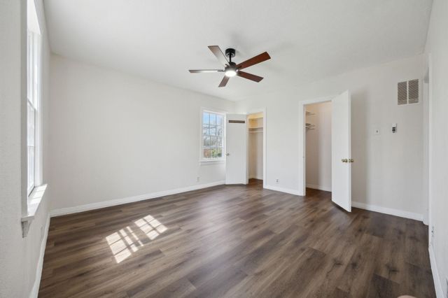 903 Live Oak Street, Royse City, TX 75189