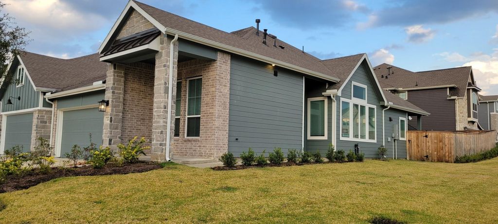 204 Cider Gum Place, Montgomery, TX 77316