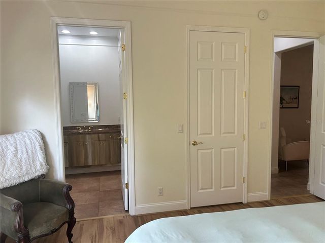 4583 BAYCEDAR LANE, Sarasota, FL 34241