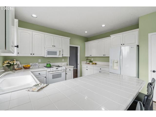 5961 Sw BALSAM Dr, Corvallis, OR 97333