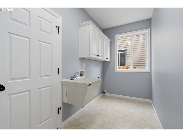 5961 Sw BALSAM Dr, Corvallis, OR 97333