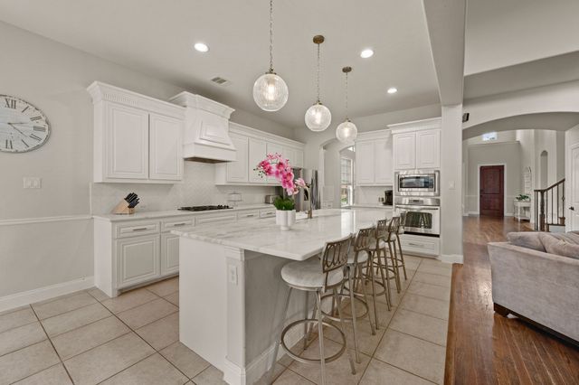 208 Silverado Trail, Keller, TX 76248