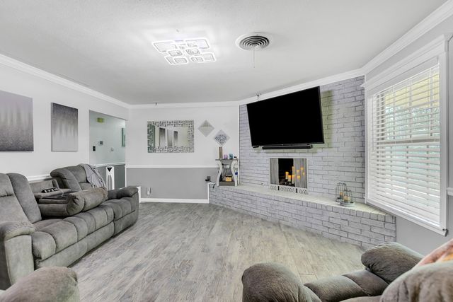 3209 N I St, Midland, TX 79703