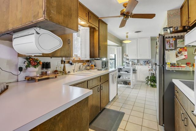 3209 N I St, Midland, TX 79703