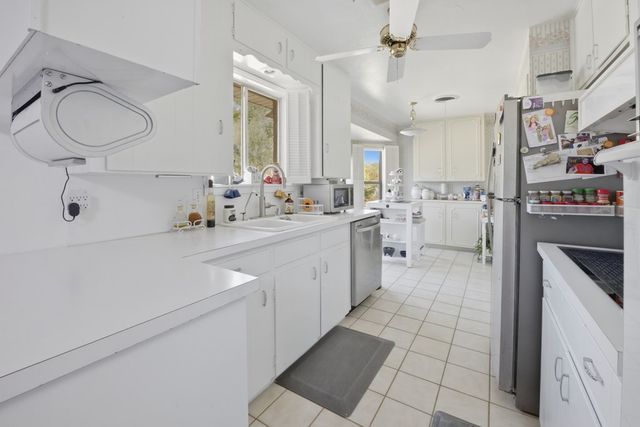 3209 N I St, Midland, TX 79703