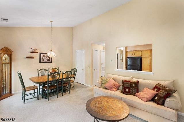 77 Encampment Drive, Bedminster Twp., NJ 07921