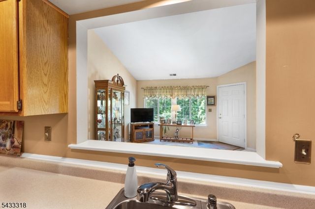 77 Encampment Drive, Bedminster Twp., NJ 07921