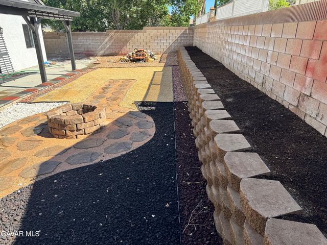 43332 W 33rd Street, Lancaster, CA 93536