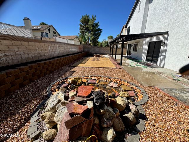 43332 W 33rd Street, Lancaster, CA 93536